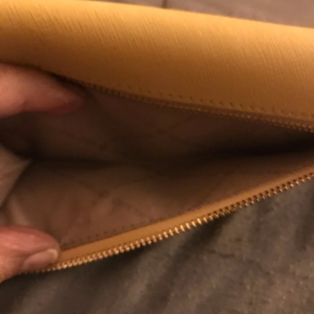 Michael Kors jet set Yellow trifold Saffiano Leather Wallet